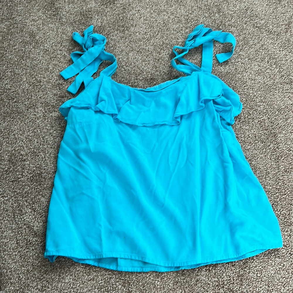 blue tank